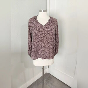 Old Navy Floral V-Neck Blouse